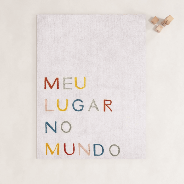 C3D - Tapete Meu Lugar no Mundo Branco - Muskinha
